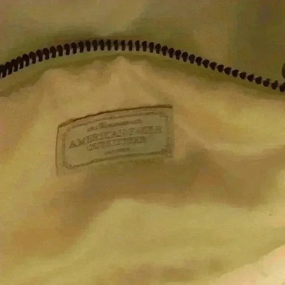 two vintage American Eagle and Avon bags. - Picture 9 of 13